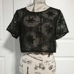 BRAND NEW  XXI Crop Top Blouse